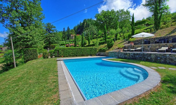 Pieve di Chio Villa | Villa Margherita by PosarelliVillas