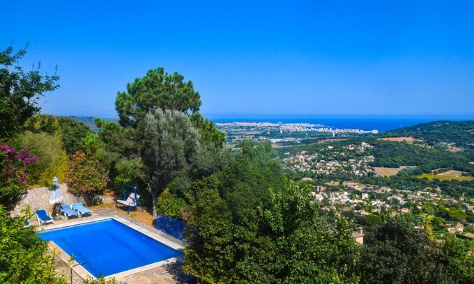 Calonge Villa | VILLA MARIA with swimming pool & sea view