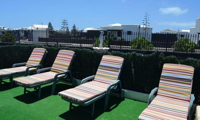 Montana Roja House | Villa Mariana next to the sea.