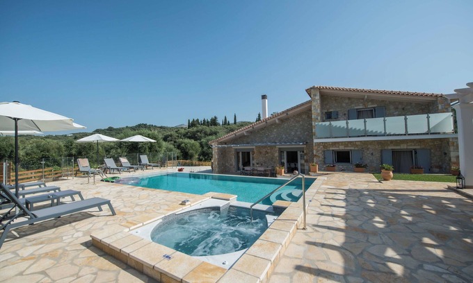 Roda Villa | Villa Martha Perithia Corfu