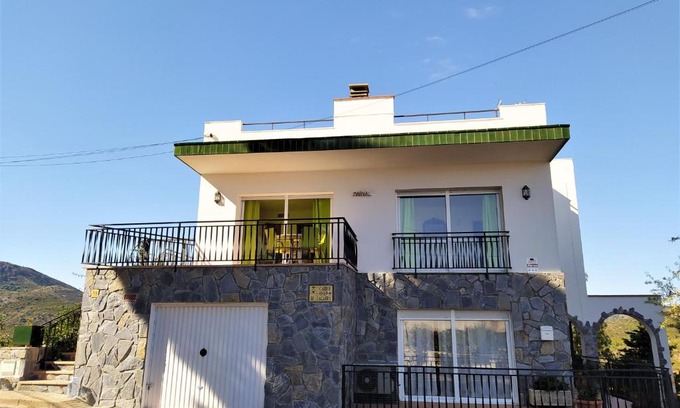 Llanca Apartment | Villa Marval