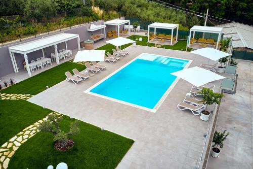San Vito Chietino Apartment | Villa Mary Pool