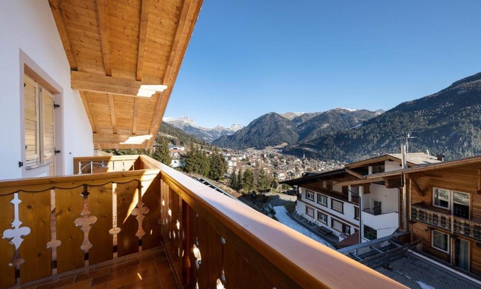 Vigo di Fassa Apartment | Villa Mazzel with balcony