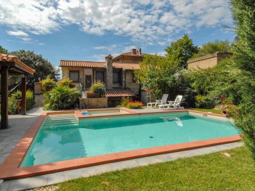 Casalini Villa | Villa Messi by Interhome