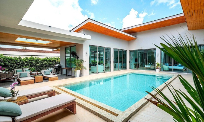 Rawai Villa | Villa Mimosa III: Spacious 4 Bedroom Private pool Villa