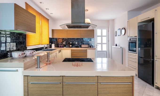 Dikaio Villa | Villa Miniera