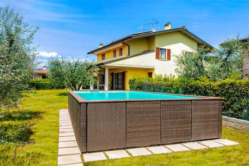 Raffa Villa | Villa Mirarino