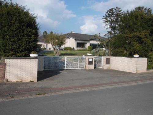 Bad Pyrmont Apartment | Villa mit Auffahrt