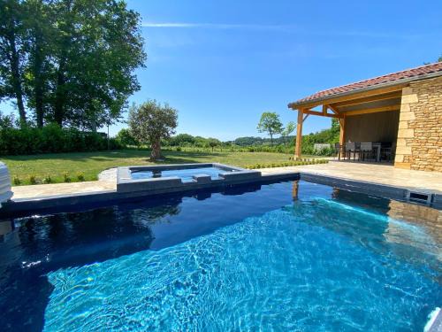 Saint-Vincent-le-Paluel Villa | Villa moderne , neuve piscine jacuzzi .
