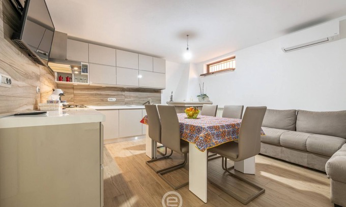 Iglesias Historic Centre House | Villa Monica - Studio Scirocco