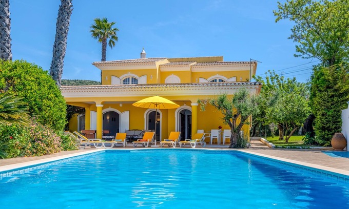 Sao Clemente House | Villa Monte da Torre by Interhome