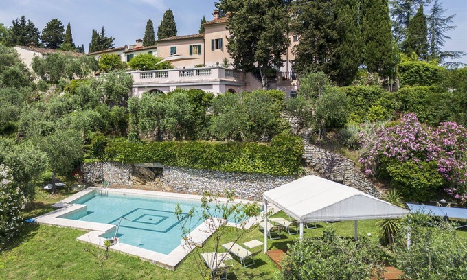 Pistoia Villa | Villa Montegattoli With Panoramic Pool