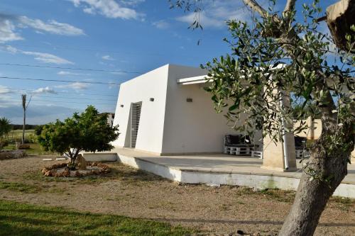 Pittuini House | Villa Morfeo by BarbarHouse