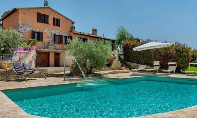 Montone Villa | Villa Morotti Comfortable holiday residence