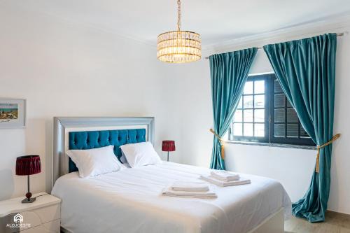 Torres Vedras House | Villa Mosca - 4 Bedrooms & BBQ, Santa Cruz
