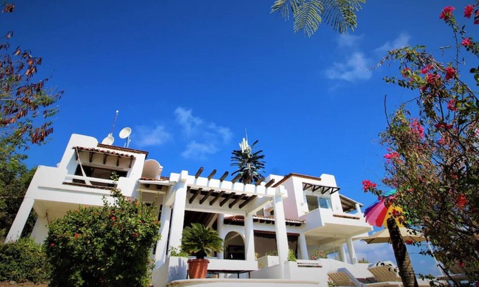 Puerto Angel Bed & Breakfast | Villa Mykonos/Master Suite