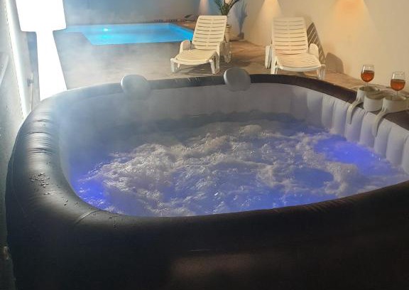 Bompas Villa | Villa Neuve Exceptionnelle avec piscine et SPA