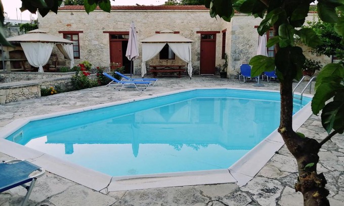Lysos Villa | Villa Nicolas