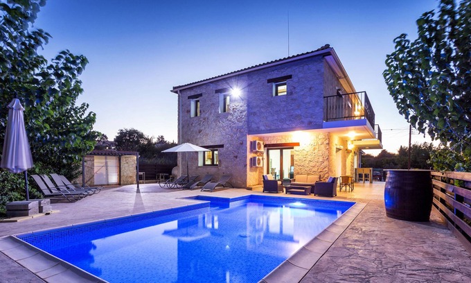 Droushia Villa | VILLA NIKOLINA