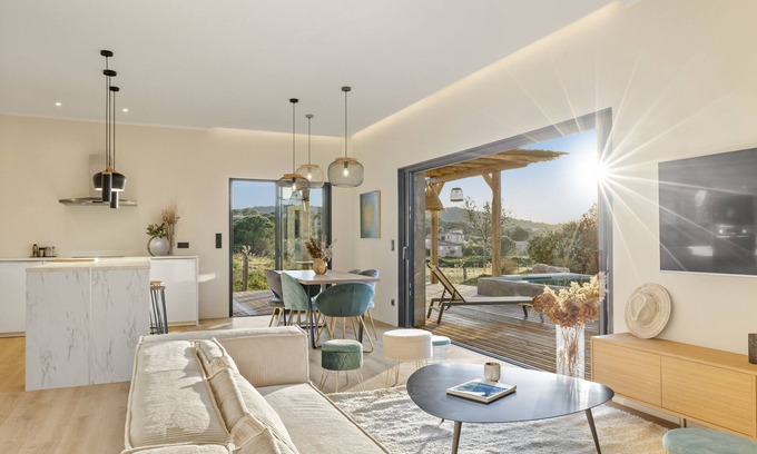 Figari Villa | Villa Nivalaggia, Sunsets à la Nature Avec Piscine Privée