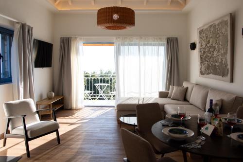 Lefktron Villa | Villa Odelia
