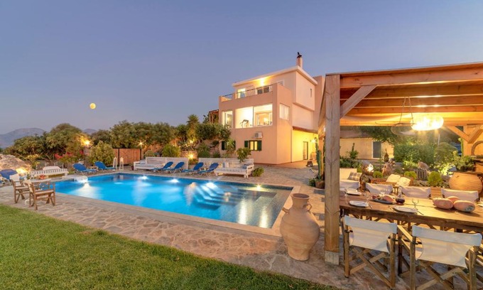 Rousa Limni Villa | Villa Odyssia