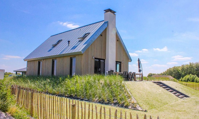 Tholen House | Villa Oesterdam Wellness | 16 people