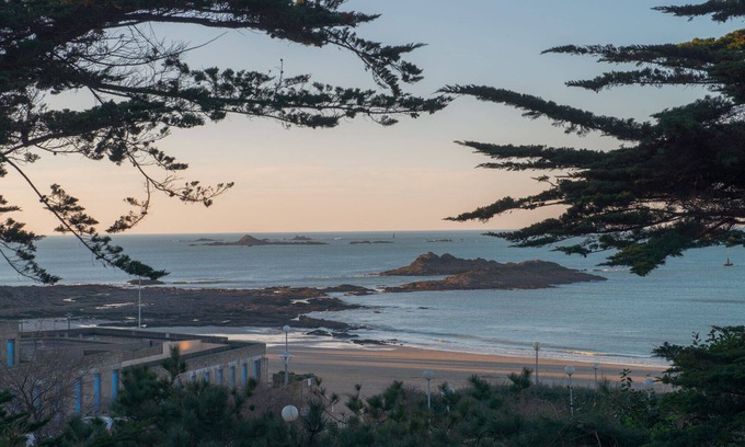 Dinard House | Villa on the beach. Exceptional location !
