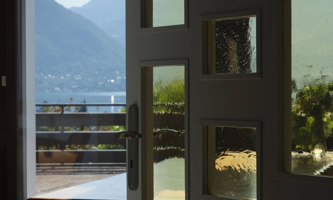 Sevrier House | Villa on the heights near the lake with panoramic views