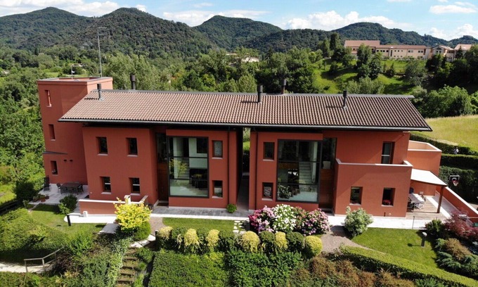 Monfumo Villa | Villa Ortensia In Treviso,inside Pool