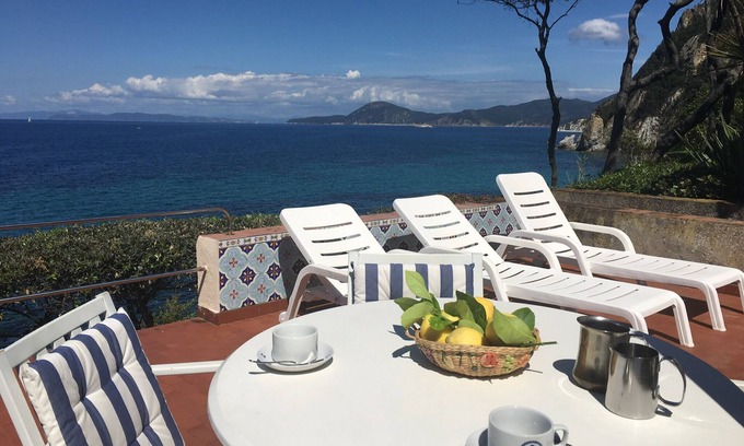 Portoferraio Villa | Villa overlooking the sea