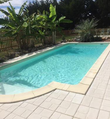 Bercloux Villa | Villa paisible avec piscine