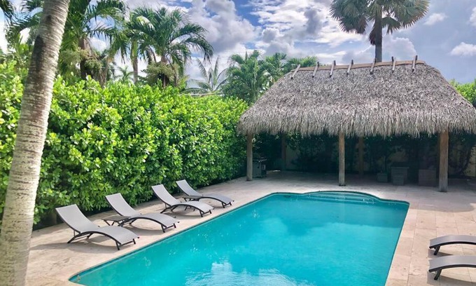 Hollywood Lakes House | Villa Palma-Hollywood Beach-Private Pool & Beachwalk!
