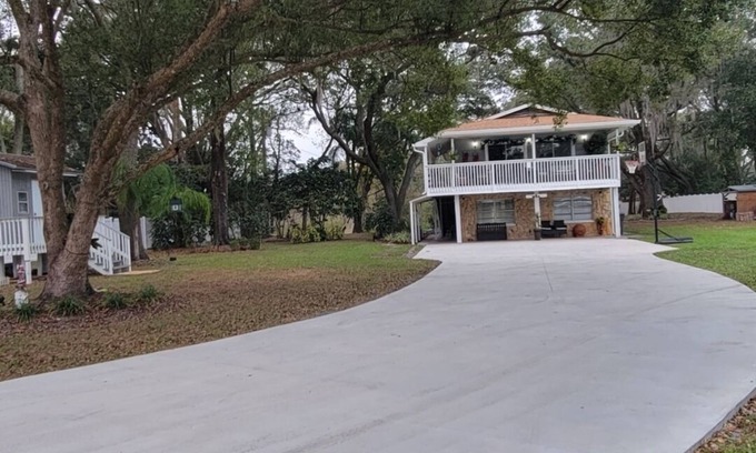 Lutz House | Villa Paraiso Lutz 4B/2B