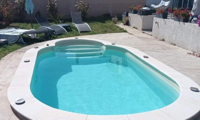 Borgo House | Villa Partagée Avec Piscine au Calme 10 mns des Plages