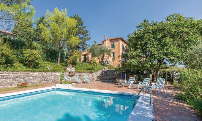 Fratta House | Villa Pasticci