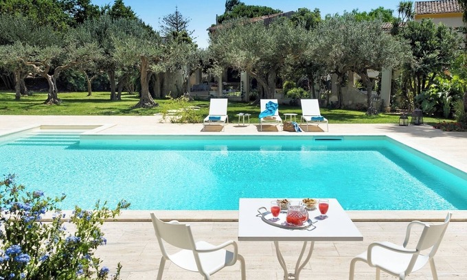 Salemi Villa | Villa Pigna - Private villa with pool near Trapani
