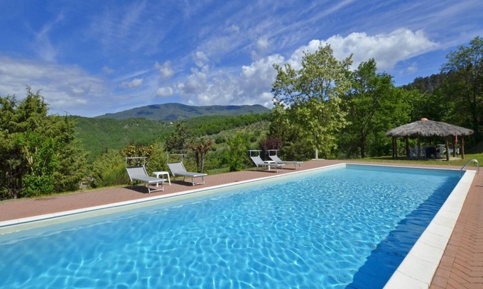 Anghiari Villa | Villa Piombona - Four Bedroom Villa, Sleeps 8