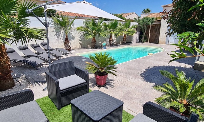 Florensac Villa | Villa piscine de la garrigue