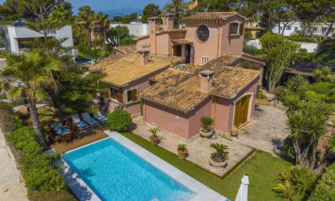 Muro Villa | Villa Plomer Serra