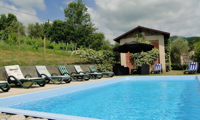 Casola in Lunigiana Villa | Villa, private pool,mountain views. Aircon included in price. Visit cinqueterre!