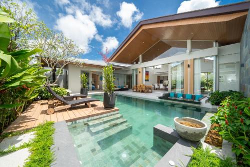 Cherngtalay Villa | Villa private swimming pool and garden