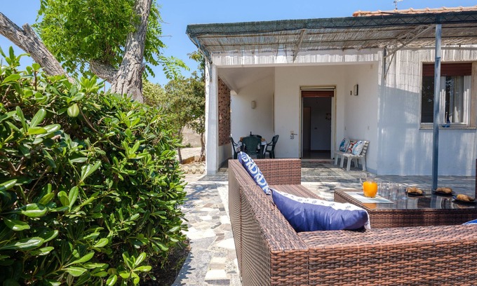 Torre Castiglione Villa | Villa 'Punta Prosciutto Vista Mare' with Sea View, Wi-Fi and Air Conditioning
