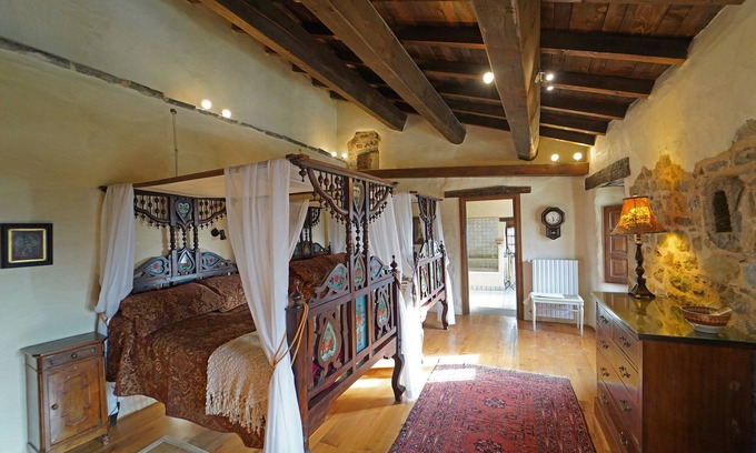 Casola in Lunigiana Villa | VILLA QUERCIA 10 pax