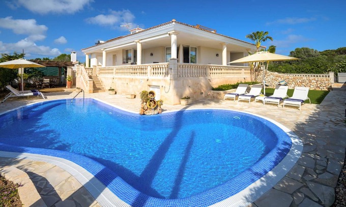 Marina de Son Ganxo Villa | Villa 'Rafael' with Sea View, Wi-Fi and Air Conditioning