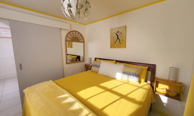 Marie Pampoen Apartment | Villa Raven`s Paradise (Rosado)