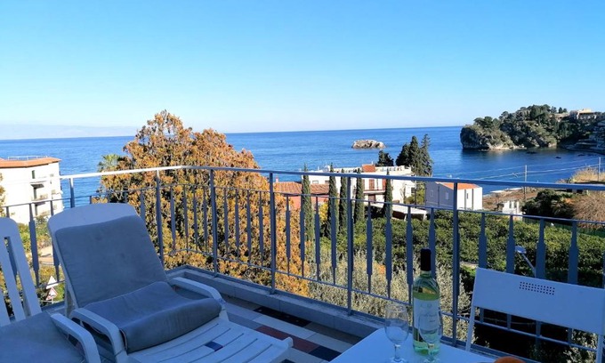 Spisone Apartment | Villa Reggio SeaView