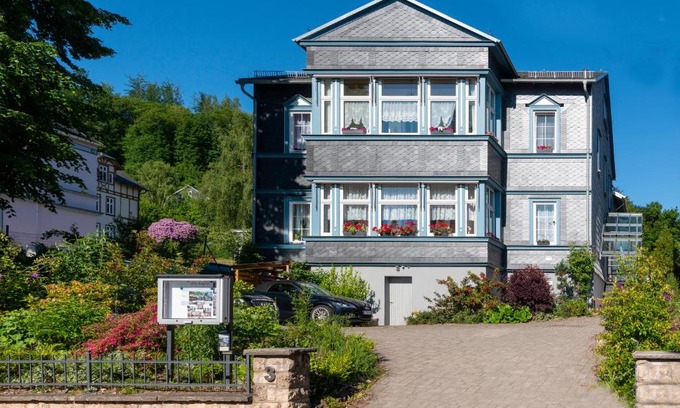 Friedrichroda Apartment | Villa Regina Fürstensuite
