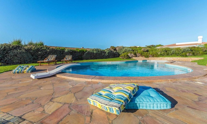 Portobello House | Villa Relax Lux - with sea water swimming pool