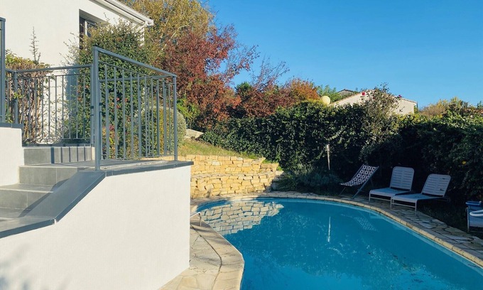 L'Union House | VILLA RESIDENTIAL BEAUTIFUL POOL PRIVATE SERVICES